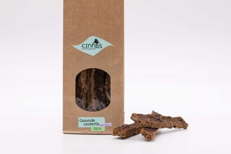 Reh-Sticks mit Bio-Zucchini<br><span style="font-size: 11px;font-style: italic;">Ergänzungsfuttermittel</span>